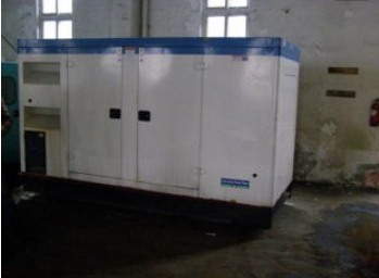端州康明斯150kw大型柴油二手发电机组